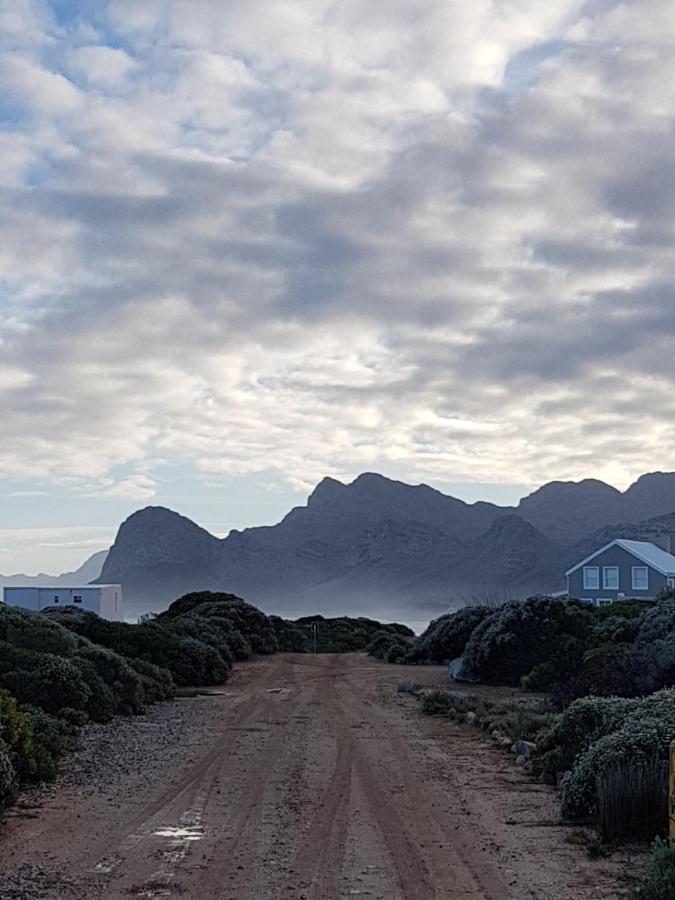 Appartement Kleinblom In Pringle à Pringle Bay Extérieur photo